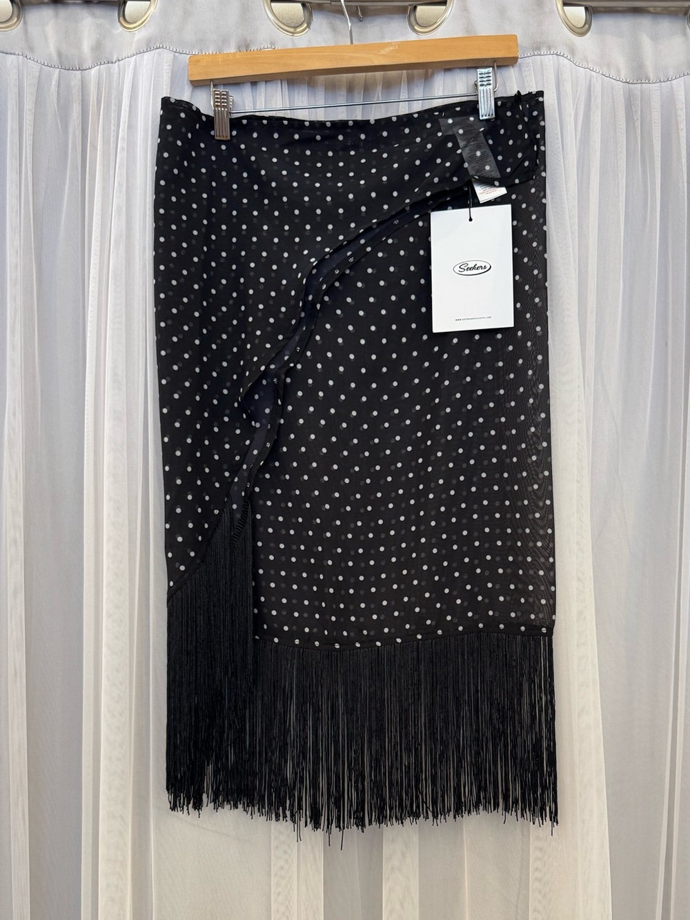 NWT Sisters&Seekers Polka Dot Sarong